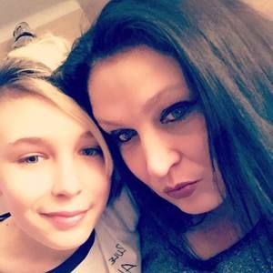 Meet your Posher, Debi